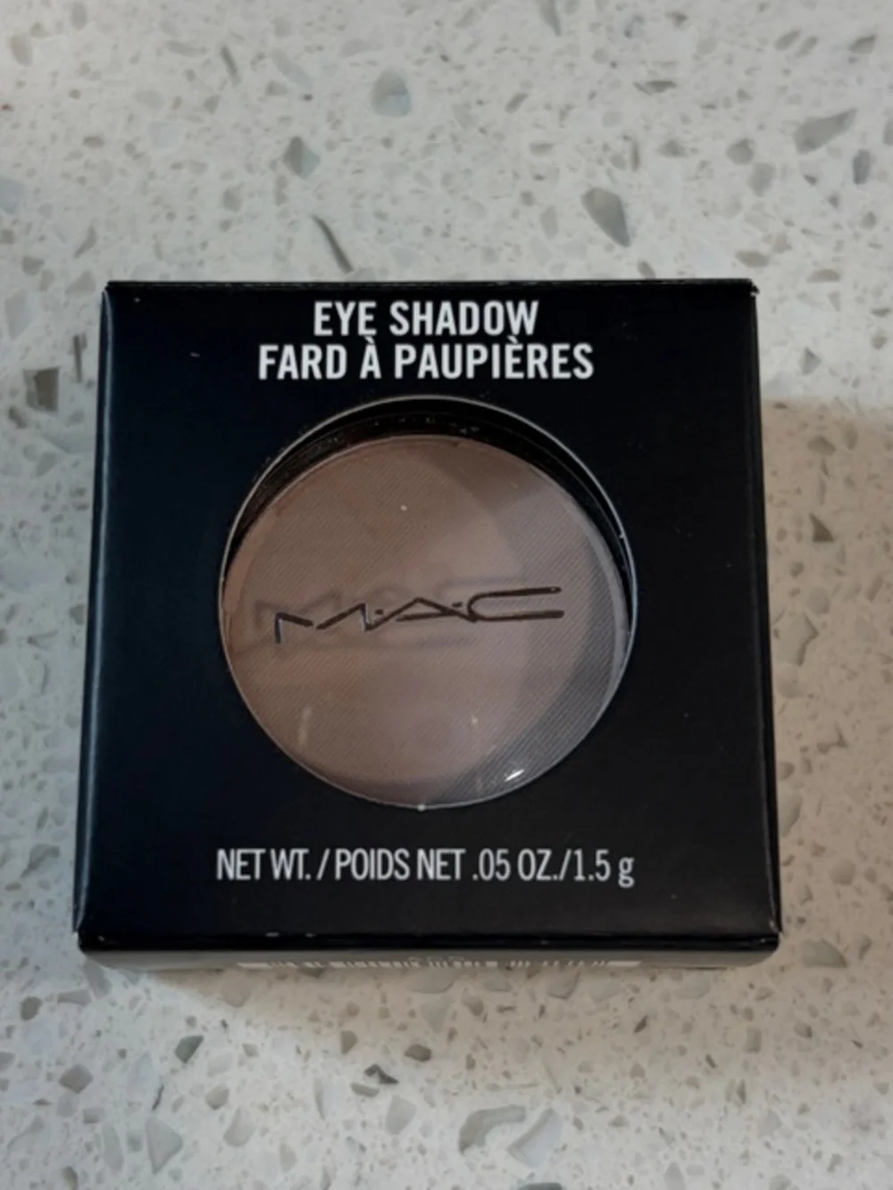 MAC Cosmetics Cozy Grey Matte Eyeshadow - Soft Grey